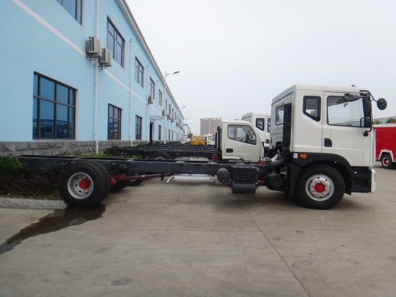 東風(fēng)20米高空作業(yè)車