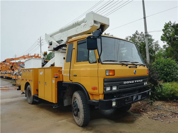 你見過四驅(qū)的高空作業(yè)車嗎？