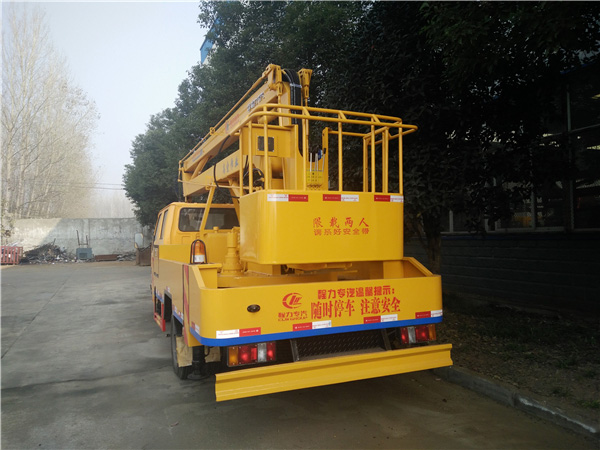 江鈴藍(lán)牌12米高空作業(yè)車