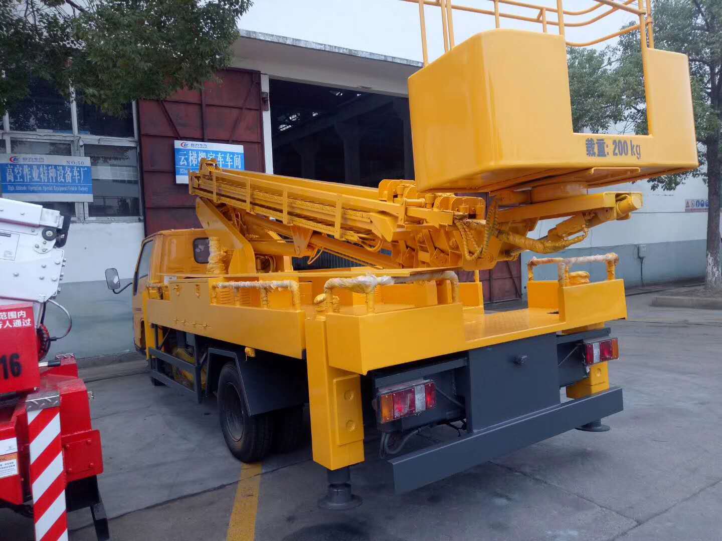 江鈴18米伸縮臂高空作業(yè)車
