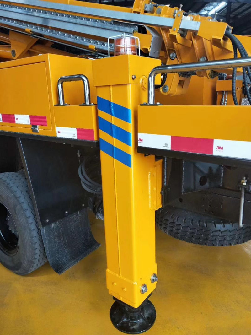 江鈴22米伸縮臂高空作業(yè)車圖片展