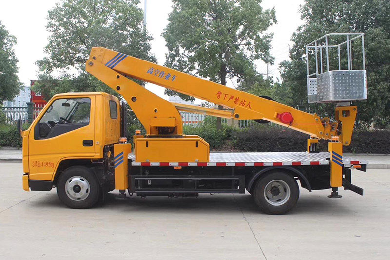 國(guó)六江鈴21米藍(lán)牌高空作業(yè)車