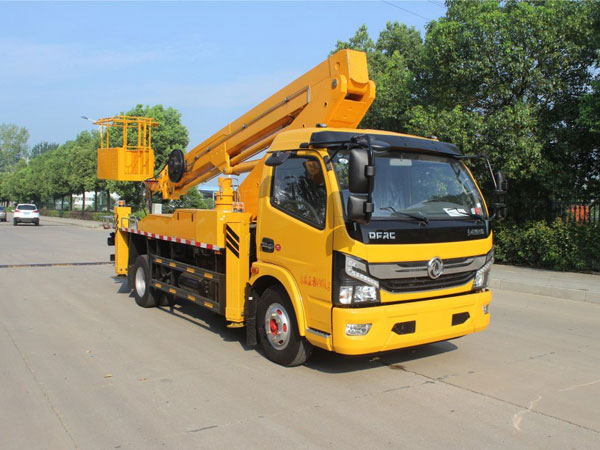 東風(fēng)高空作業(yè)車