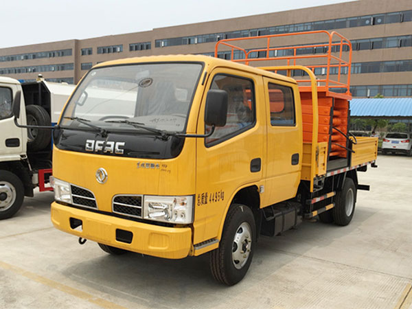 東風(fēng)12米剪叉式高空作業(yè)車