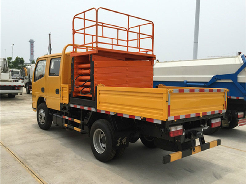 東風(fēng)12米剪叉車載式高空作業(yè)車