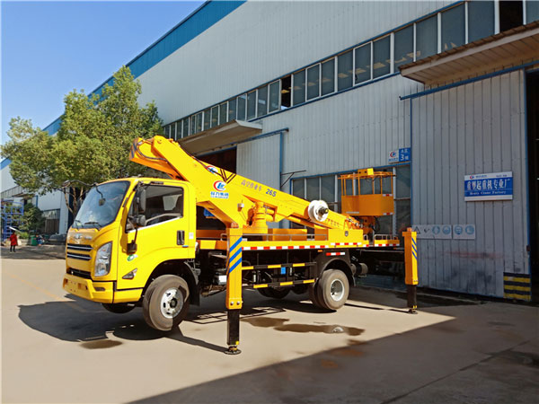 國(guó)六江鈴26米伸縮臂高空作業(yè)車