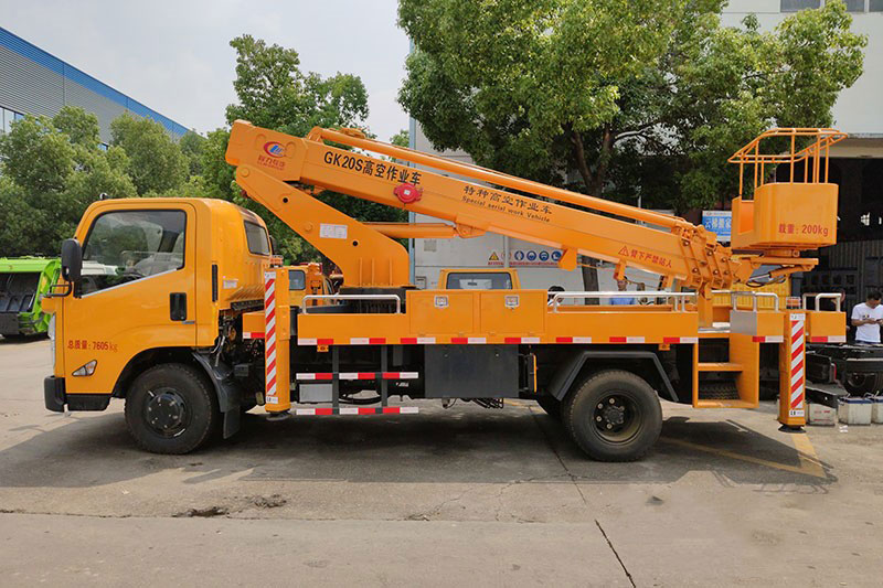 江鈴22米直臂高空作業(yè)車