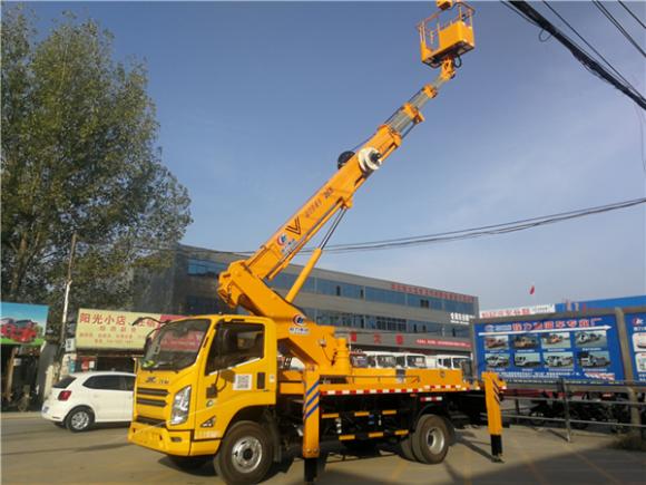 工地高空作業(yè)車-國六藍牌26米高空作業(yè)車