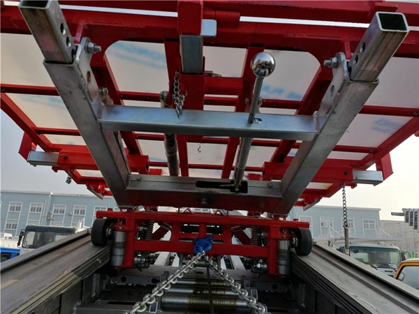 28米高空云梯作業(yè)車圖片展