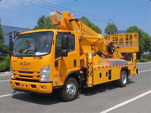 慶鈴五十鈴32米伸縮臂高空作業(yè)車主要特點(diǎn)