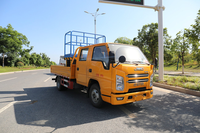 國六江鈴順達8米升降式高空作業(yè)車配置
