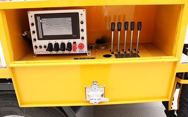 國六大運(yùn)23米伸縮臂式高空作業(yè)車