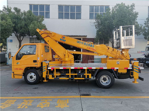 藍(lán)牌國(guó)六江鈴16米伸縮臂式高空作業(yè)車