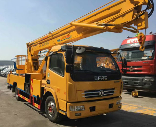 18米的東風(fēng)多利卡高空作業(yè)車