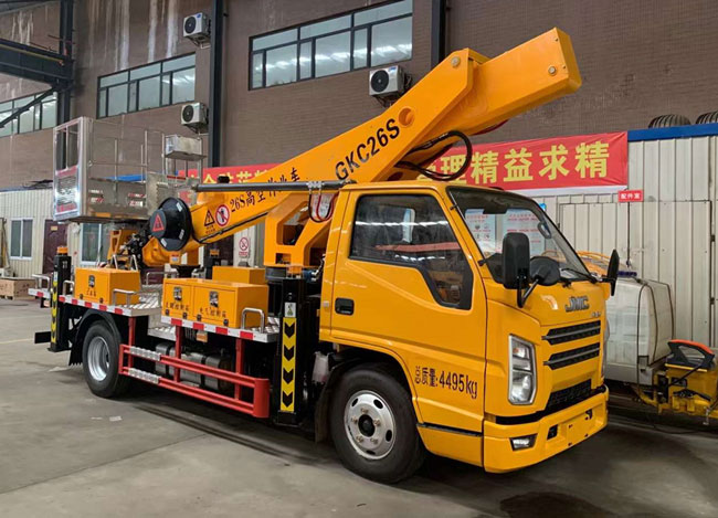 江鈴順達(dá)26米藍(lán)牌高空作業(yè)車