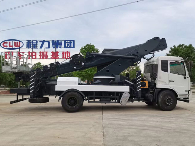 舉升高度45米的東風(fēng)天錦高空作業(yè)車(chē)