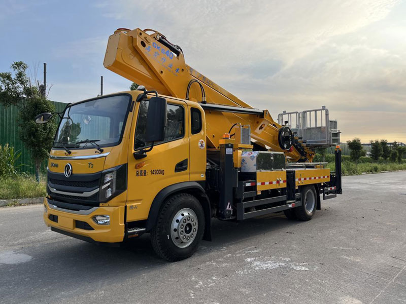 東風(fēng)40米高空作業(yè)車