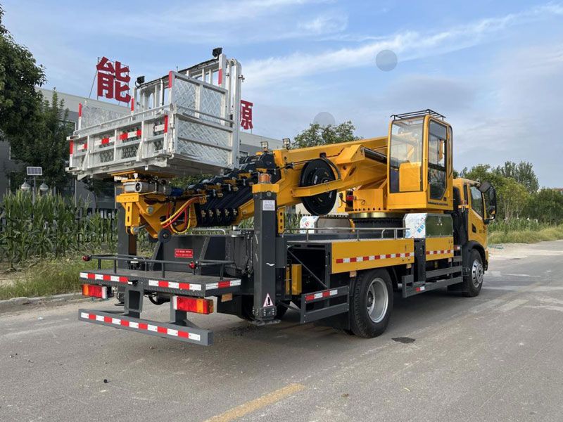 東風(fēng)40米高空作業(yè)車