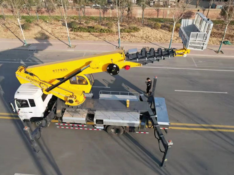 45米東風(fēng)天錦高空作業(yè)車(chē)