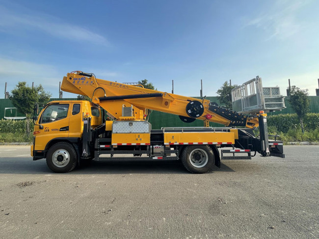 江淮駿鈴40米直臂式高空作業(yè)車(chē)
