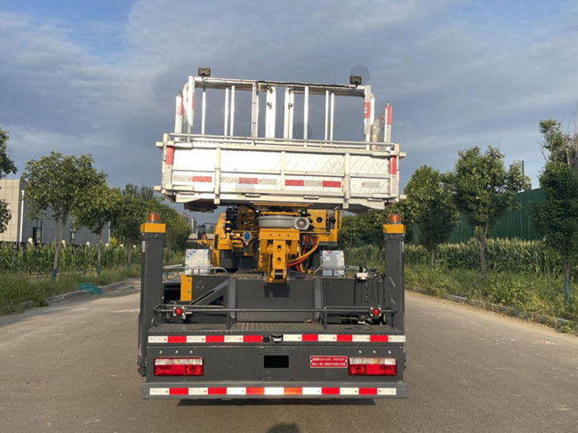 江淮駿鈴40米直臂式高空作業(yè)車(chē)