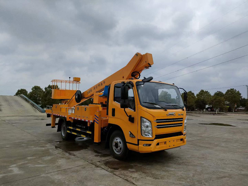 江鈴36米伸縮臂式高空作業(yè)車