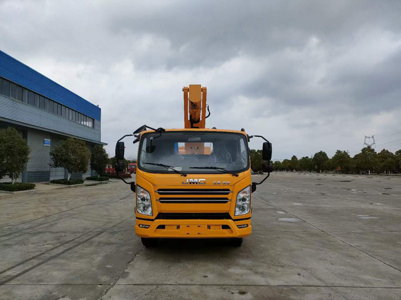江鈴36米伸縮臂式高空作業(yè)車