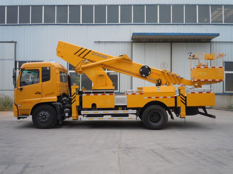 國(guó)六東風(fēng)天錦32米高空作業(yè)車