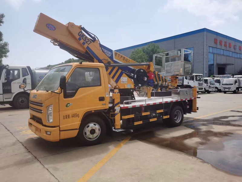 江鈴順達(dá)藍(lán)牌寬體27米直臂伸縮式高空車