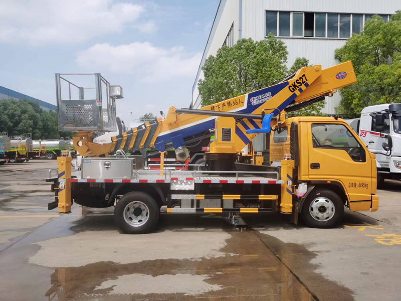 江鈴順達(dá)藍(lán)牌寬體27米直臂伸縮式高空車